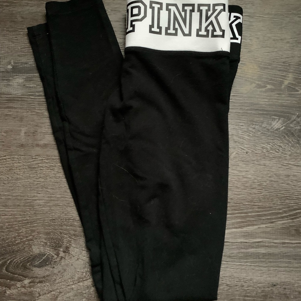 Yoga leggings from PINK